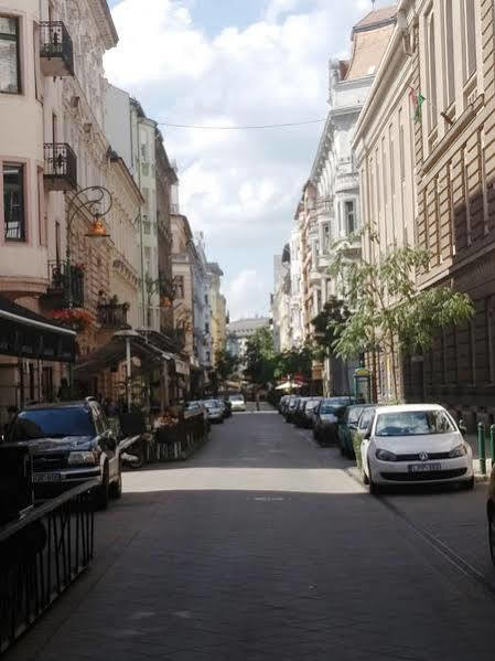 A Pousada Walking Bed Budapest Downtown Exterior foto