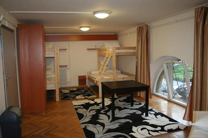 A Pousada Walking Bed Budapest Downtown Exterior foto