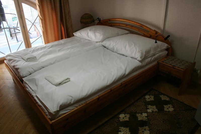 A Pousada Walking Bed Budapest Downtown Exterior foto